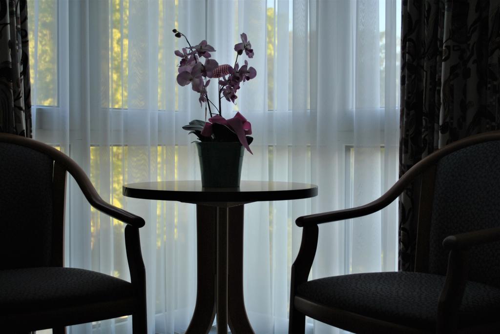 Hotel Garni Am Schaefersberg Нидернхаузен Номер фото