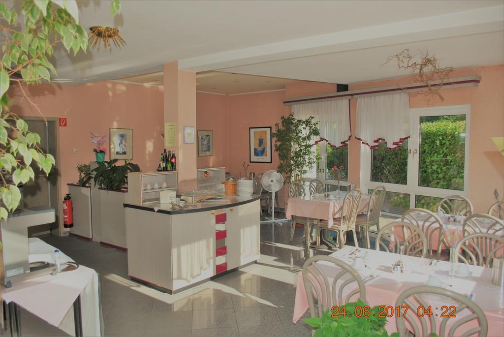 Hotel Garni Am Schaefersberg Нидернхаузен Экстерьер фото